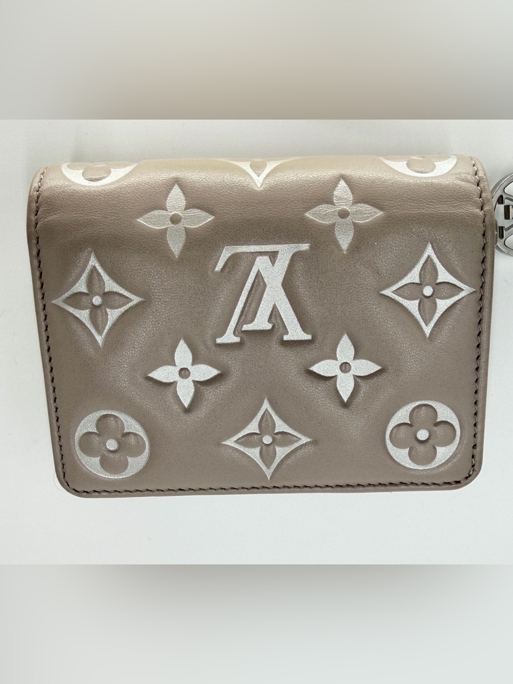 LV Lou Bi Color Coussin Embossed Monogram Wallet w/Box Dust Bag & Entrupy COA - Picture 2 of 14